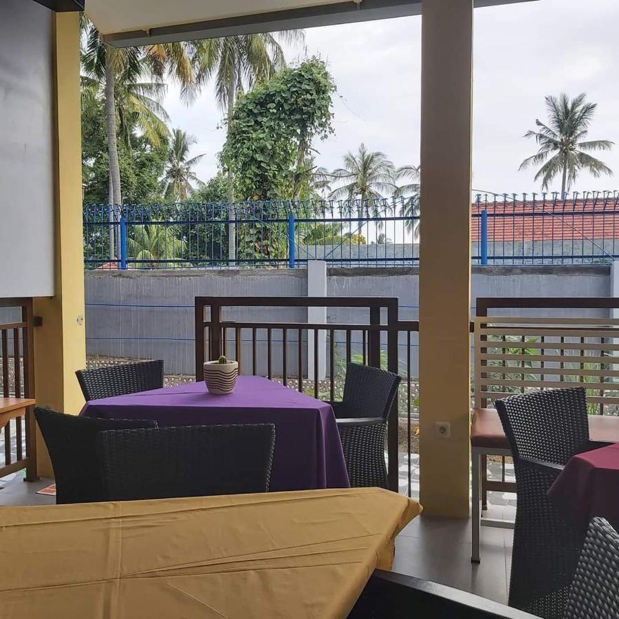 Kj Inn Homestay Senggigi Ngoại thất bức ảnh